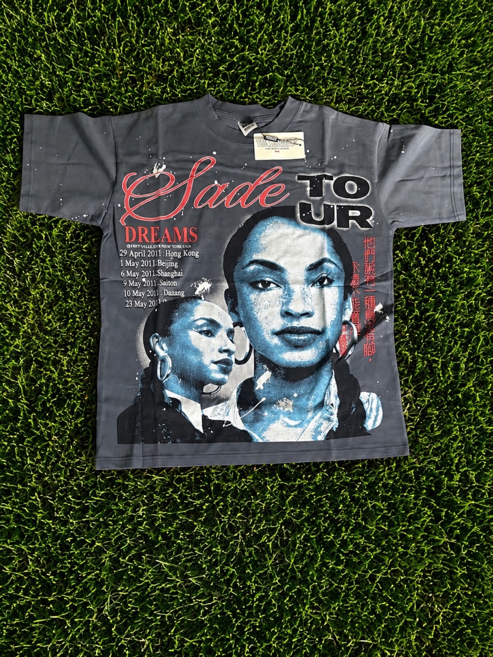 Sade Valley Dreams Tour Graphic Tee - Gray with Blue & Red Print